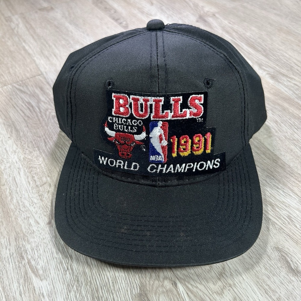 VTG Sports Specialties 1991 Chicago Bulls Snapback Hat NBA Champs Black Cap